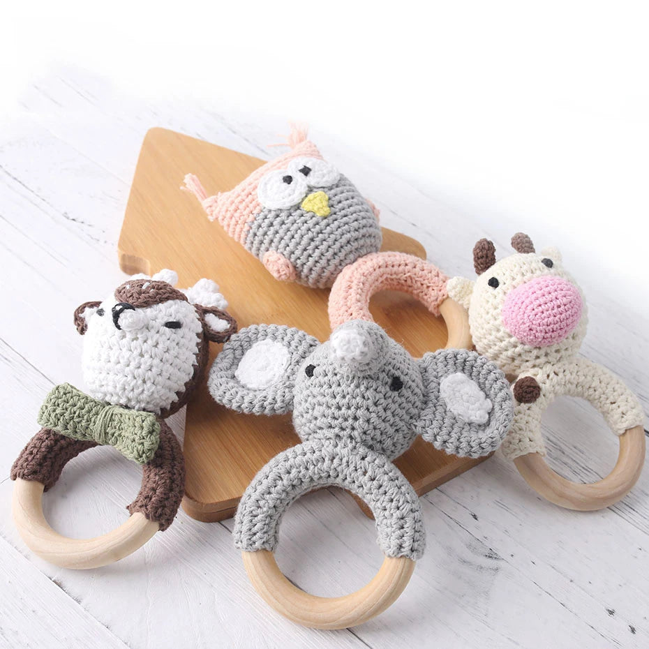 1pc Baby Wooden Rattle Toy Crochet Animal Giraffe Baby Teether Gym Music Rattle Ring Toys Newborn Pram Stroller Toy Baby Product